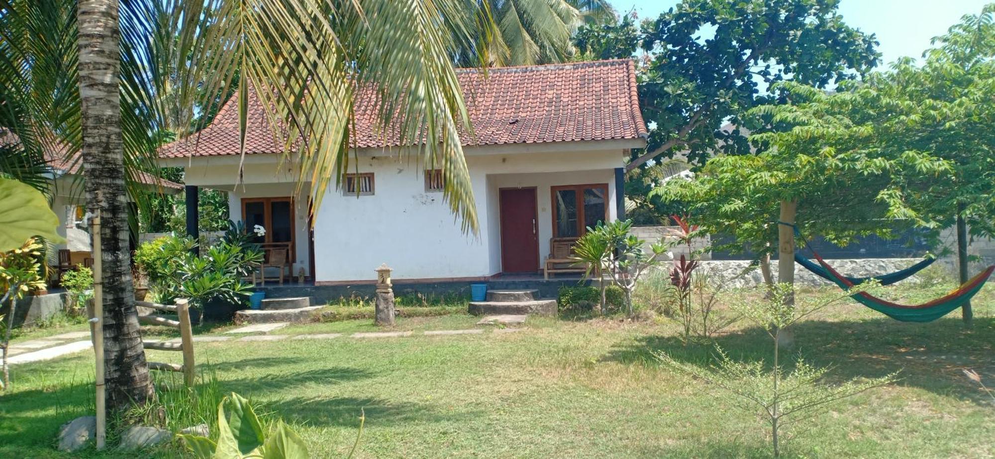 Dewi Garden Guesthouse Kuta  Exterior foto